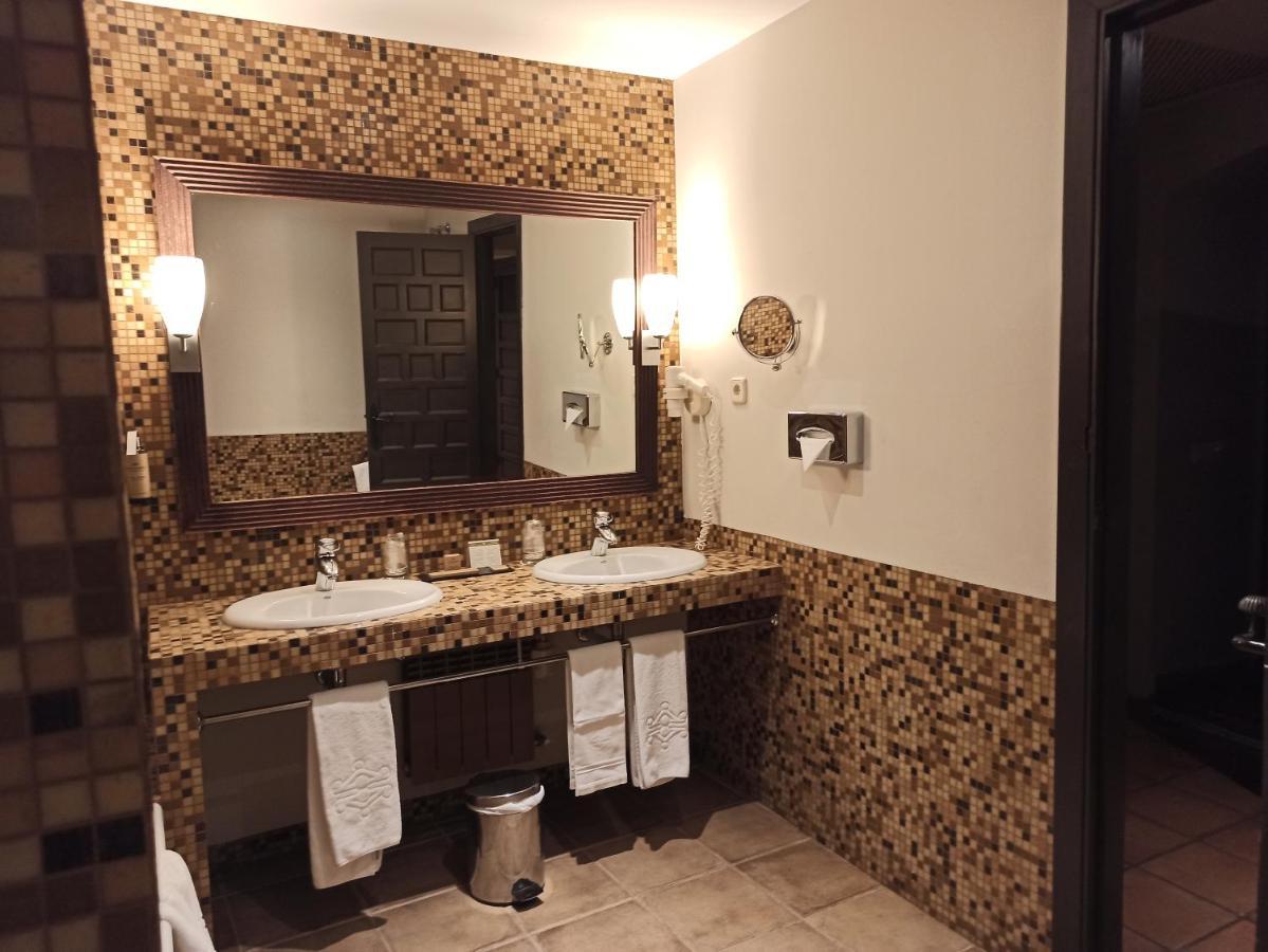 Parador De טרוחיו מראה חיצוני תמונה